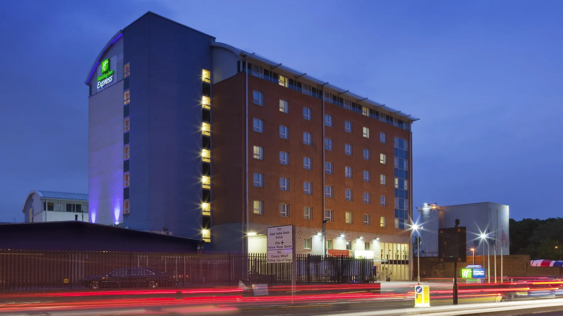 Holiday Inn Express London Limehouse By Ihg contacts