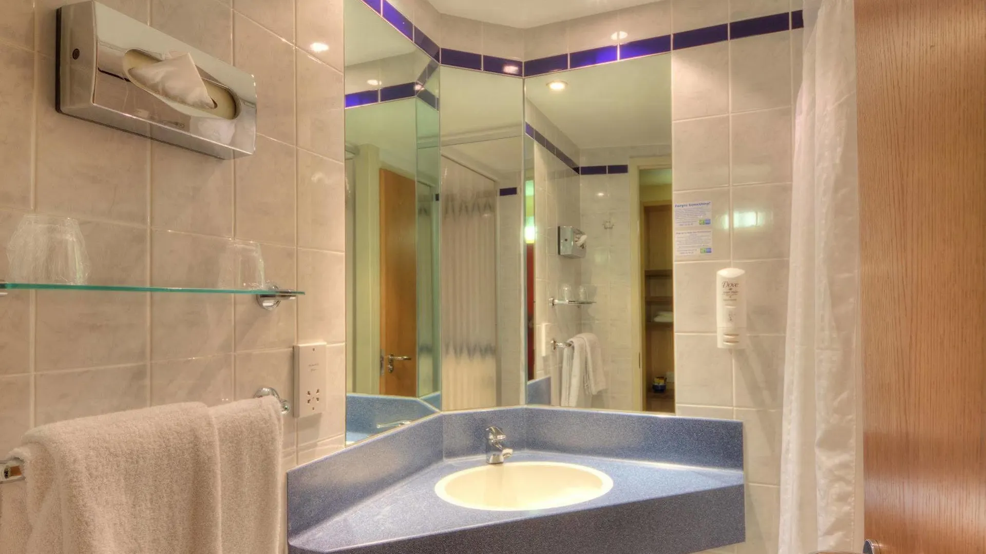 *** Hotel Holiday Inn Express London Limehouse By Ihg Großbritannien